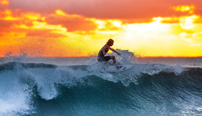 Quel maillot de bain choisir pour le surf ?