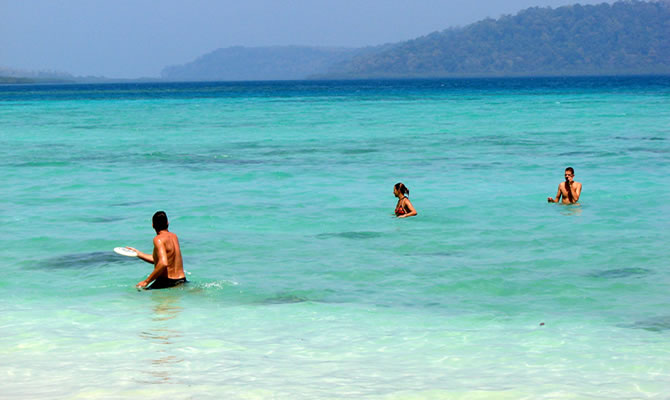 5 idées de sport de plage pour cet été