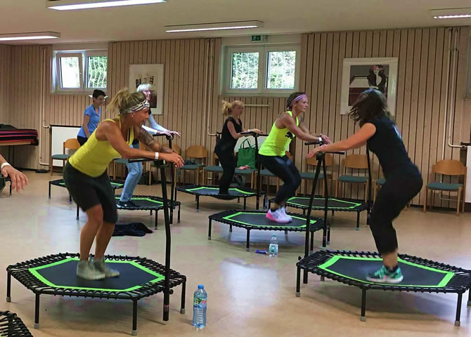 Du fitness sur trampoline, est-ce un sport efficace?