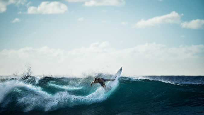 Les essentiels à savoir sur les bienfaits du surf