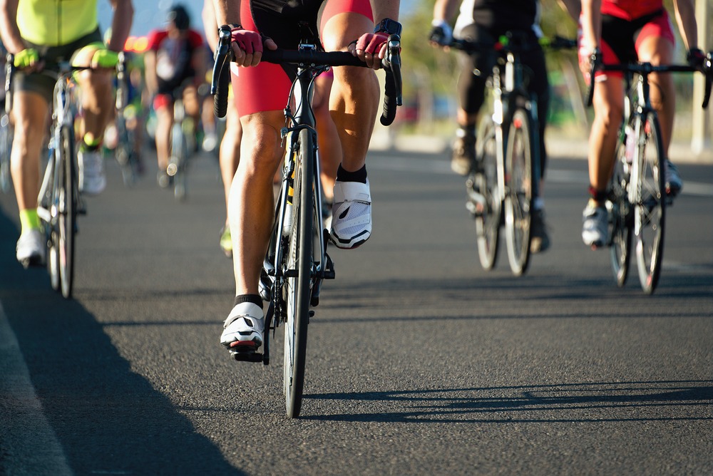 S’équiper pour sortir à vélo - quels sont les équipements, textiles et tenues indispensables ?